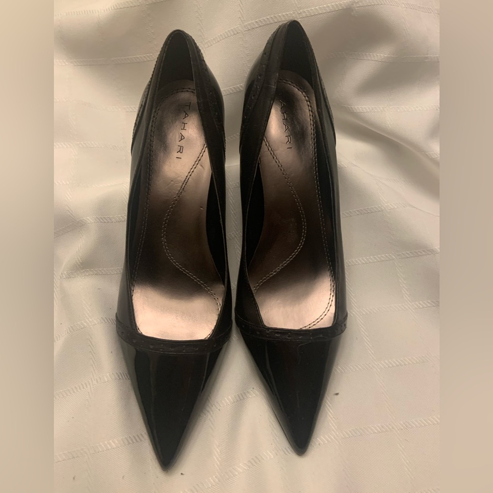 Tahari  Black Women's Pumps